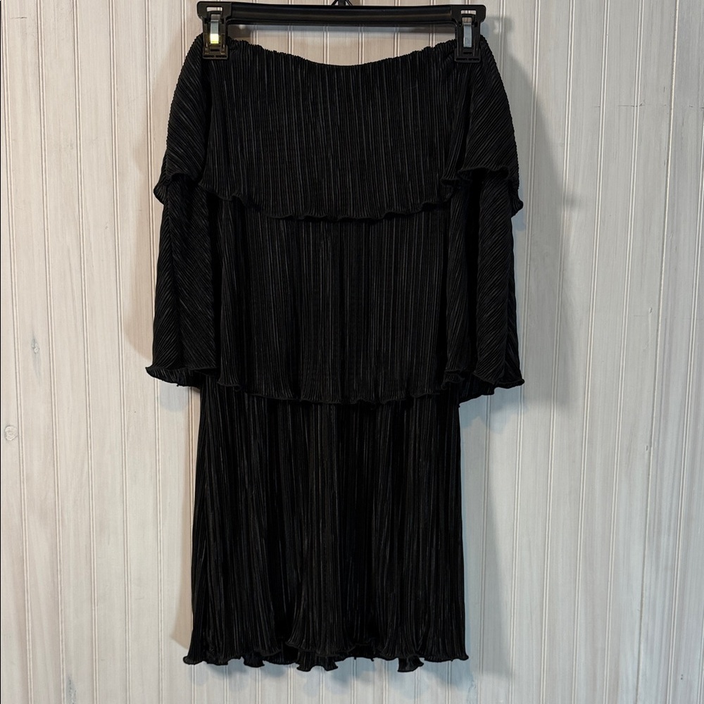 NWT ALEXIS AMBER STRAPLESS PLEATED MINI SHORT TIER DRESS SMALL